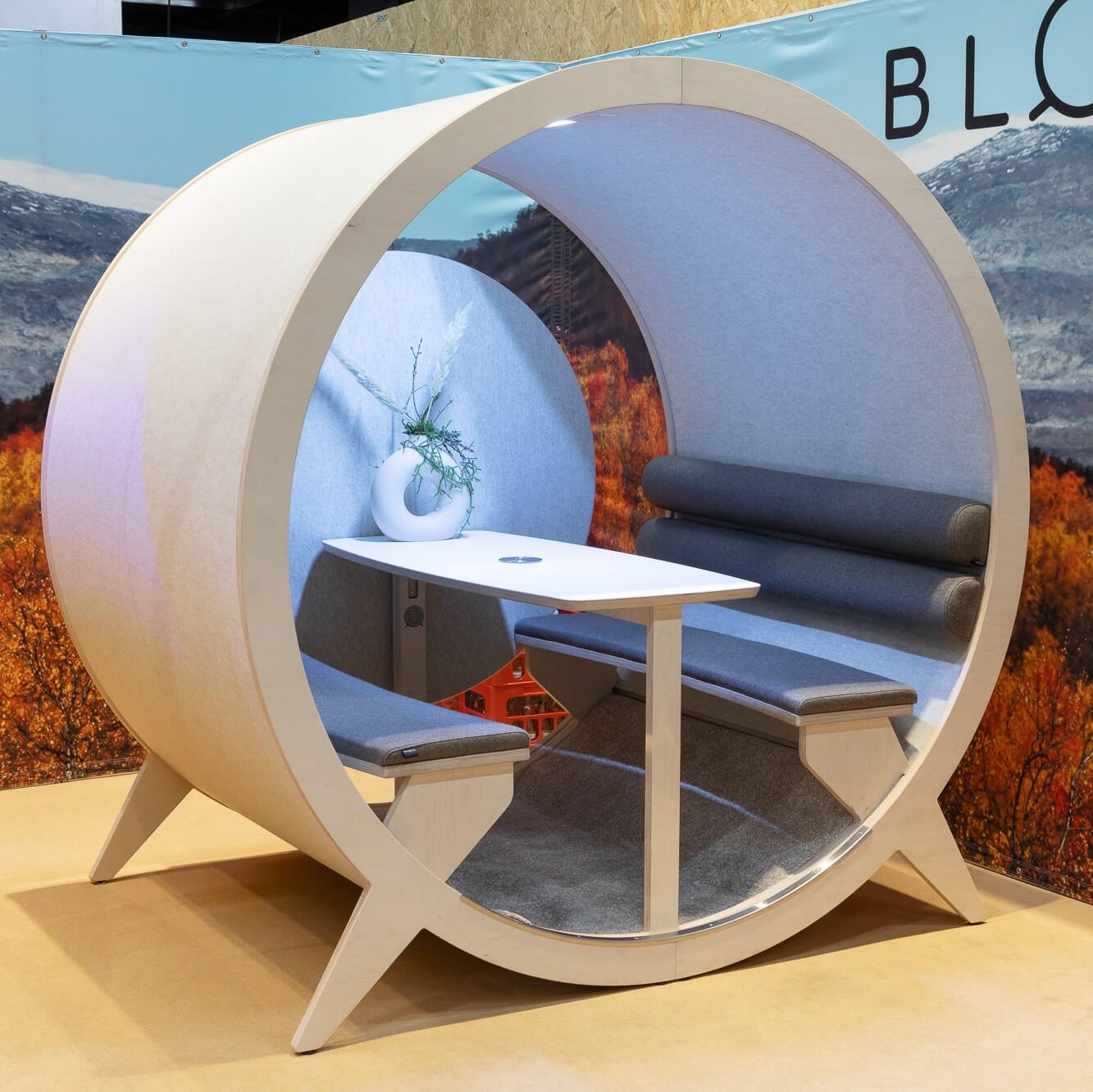 BlockO FOUR+ - A beautifully designed acoustic meeting pod for up to four individuals. A breakaway space with more volume and seating that is best suited for focused meetings and group projects, a spacious work station for smaller teams, and a great space